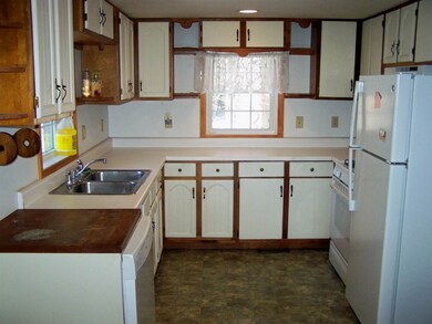 103 N Shore Rd, Hampton, NH 03842 - photo 3