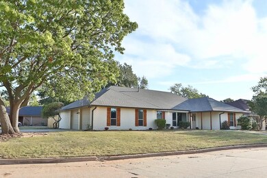 2609 NW 121st St, Oklahoma City, OK 73120 - photo 2