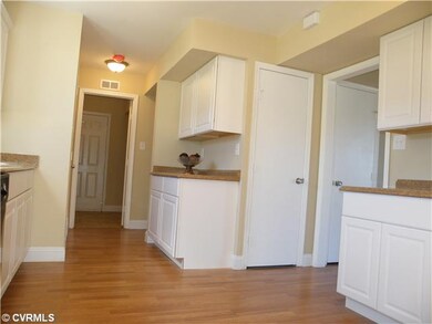 Kitchen - lots of counter space & plenty of storag
