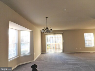 5770 Indian Cedar Ct, Frederick, MD 21703 - photo 4