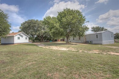 184 Mesquite Trail, Weatherford, TX 76087 - photo 4