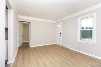 8269 Westminster Ave, Warren, MI 48089 - photo 3