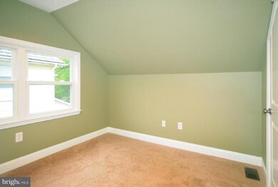 4204 Diller Ave, Baltimore, MD 21206 - photo 3