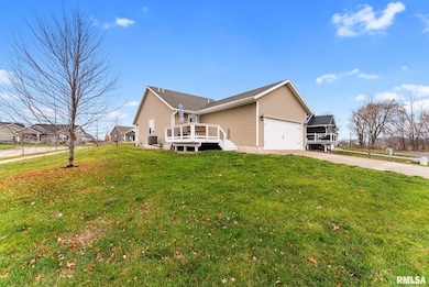 1572 Olde Brandy Ln, Davenport, IA 52807 - photo 5