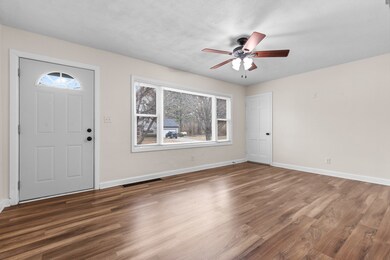 1707 Sexton Dr, Rockford, IL 61108 - photo 2