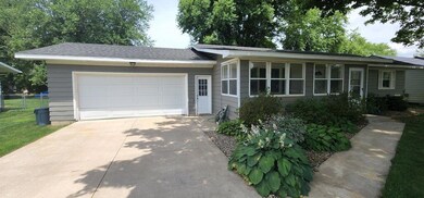 1121 Susan St, Wayland, MI 49348 - photo 2