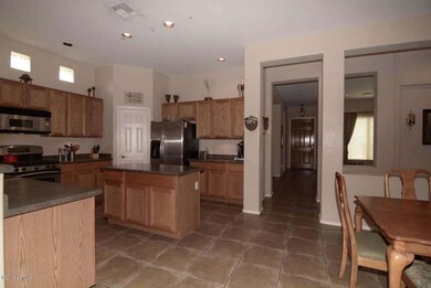 Kitchen w/ gas stove