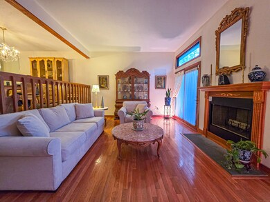 908 Mill Pond Dr, South Windsor, CT 06074 - photo 4