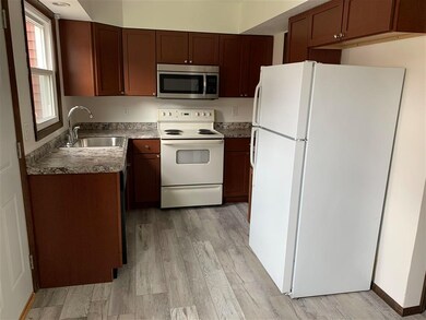 2350 N Kickapoo St, Lincoln, IL 62656 - photo 4