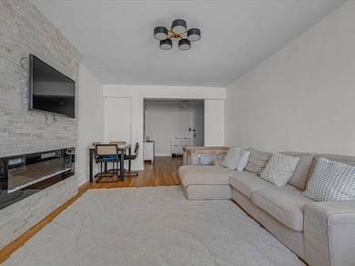 2 W End Ave unit 1H, Brooklyn, NY 11235 - photo 2