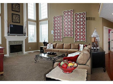 11104 Bluebird Ct, Fishers, IN 46037 - photo 4