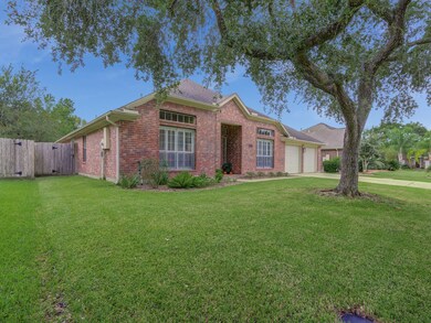 1804 Desota St, Friendswood, TX 77546 - photo 3