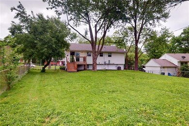 9918 Countryside Rd, Lenexa, KS 66215 - photo 4