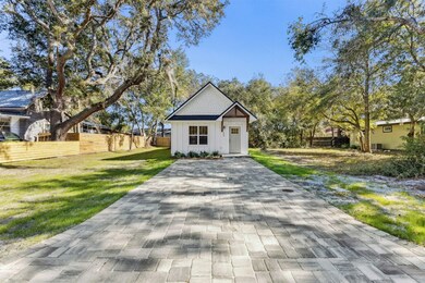 520 Division St, Fernandina Beach, FL 32034 - photo 4