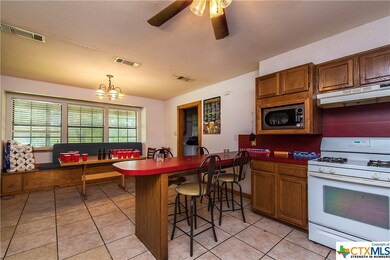 1620 Gordon St, San Marcos, TX 78666 - photo 4