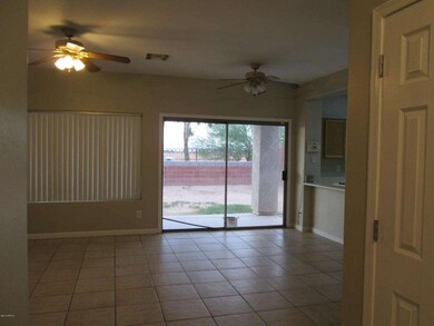 21284 E Lords Way Looking to GreatRoom f