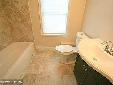 907 Elfin Ave, Capitol Heights, MD 20743 - photo 7