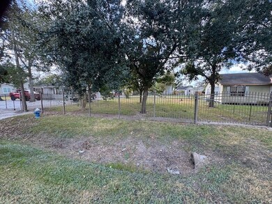 Lot 685, Downs Ln, Houston, TX 77093 - photo 6