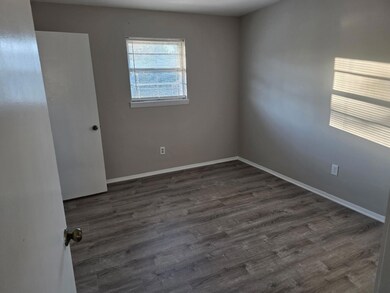 7308 N Wade School Rd unit A, Columbia, MO 65202 - photo 6