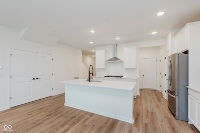 7337 Shroyer Way, Noblesville, IN 46062 - photo 2