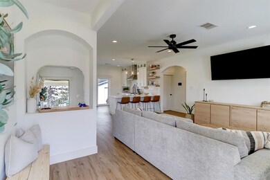 2417 Woodard St, Houston, TX 77026 - photo 5