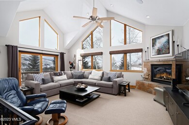 723_june_creek_living_2