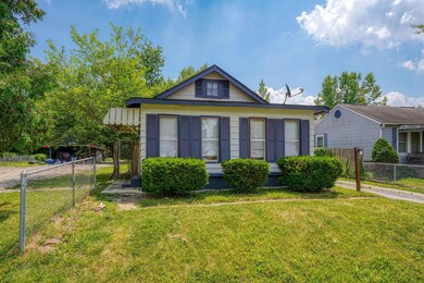 1054 Whitethorne Ave (27)