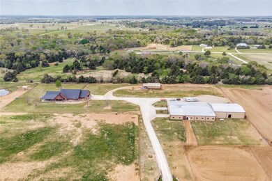 411 Kennedi Dr, Whitesboro, TX 76273 - photo 4