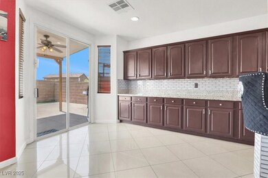 6323 Rubylyn Ave, Las Vegas, NV 89122 - photo 7