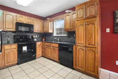 31 Slifer Dr Bella Vista, AR 72714