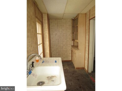 402 Walnut Ave, Lansdowne, PA 19050 - photo 6