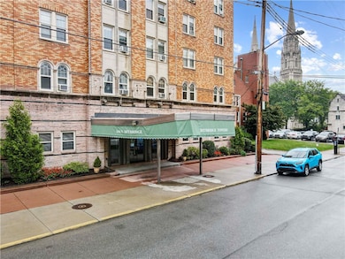 Dithridge Towers unit 411, Pittsburgh, PA 15213 - photo 4