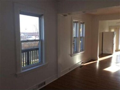 153 Ludlow St, Worcester, MA 01603 - photo 3