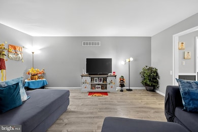 7 Deer Track Ln, Newark, DE 19711 - photo 6