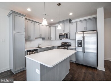 782 W 2nd St, Lansdale, PA 19446 - photo 7