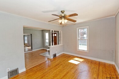 16 Fenwick St, Ballston Spa, NY 12020 - photo 4