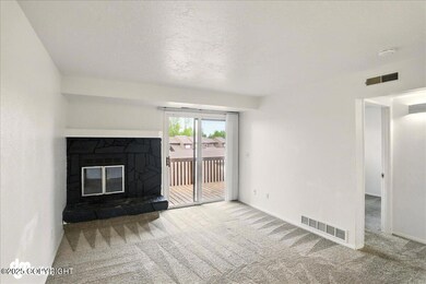 10260 JAMESTOWN #25