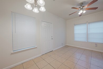 6841 Larkstone St unit A, Houston, TX 77028 - photo 5