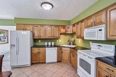 17-web-or-mls-Greenwald Ct-S0811-017