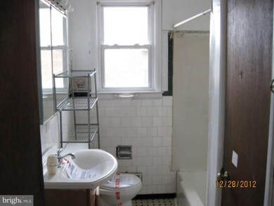 2919 Illinois Ave, Halethorpe, MD 21227 - photo 3