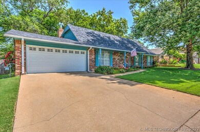 2532 Regency Rd, Bartlesville, OK 74006 - photo 2