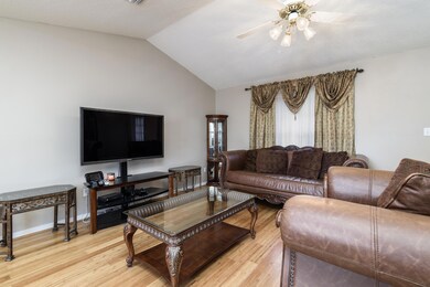 2202 Whispering Pines-019