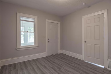 1002 Lowry Ave N, Minneapolis, MN 55411 - photo 7