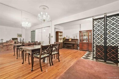 Southridge Cooperative unit 2B, Jackson Heights, NY 11372 - photo 4