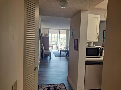 6795 Huntington 405 Ln unit 405, Delray Beach, FL 33446 - photo 4