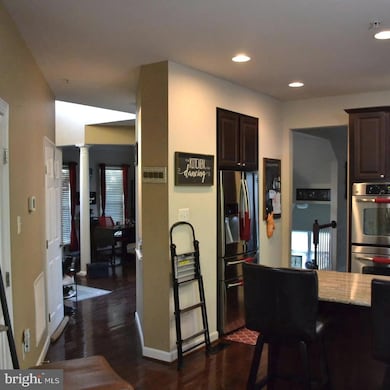 15508 Glastonbury Way, Upper Marlboro, MD 20774 - photo 5