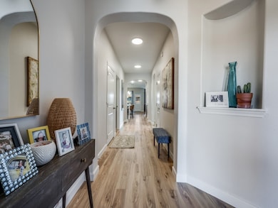 200 Oakmont Dr, Argyle, TX 76226 - photo 5