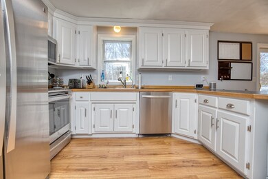 361 Baldwin Dr, Leominster, MA 01453 - photo 7