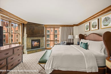 StRegisB40_HiRes_22111601