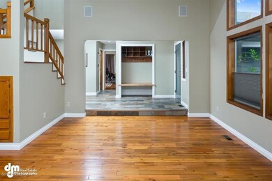 07-Living Room_DMD_7575